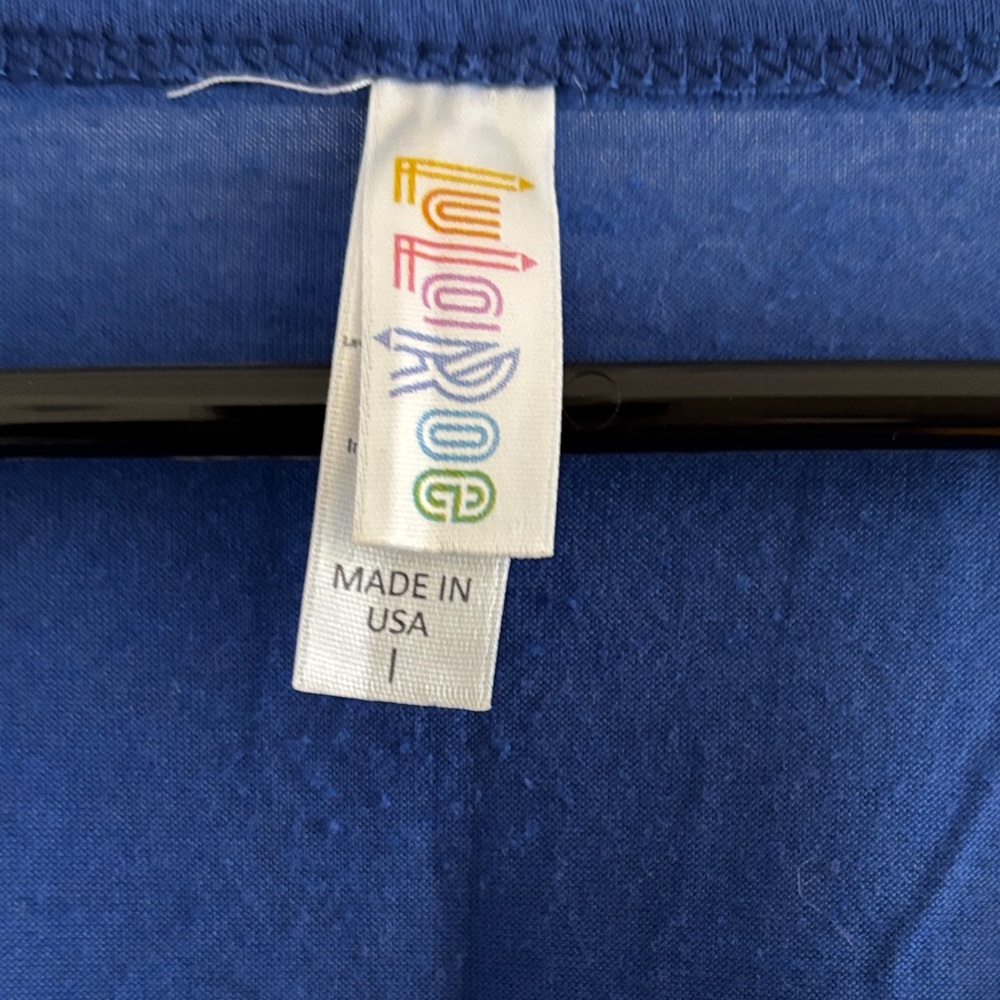 LuLaRoe Deep Blue Short Sleeve Top - Picture 2 of 5